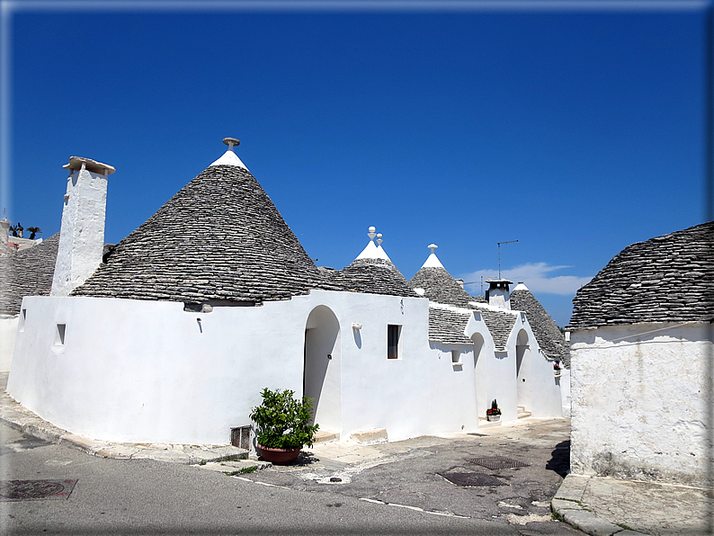 foto Alberobello